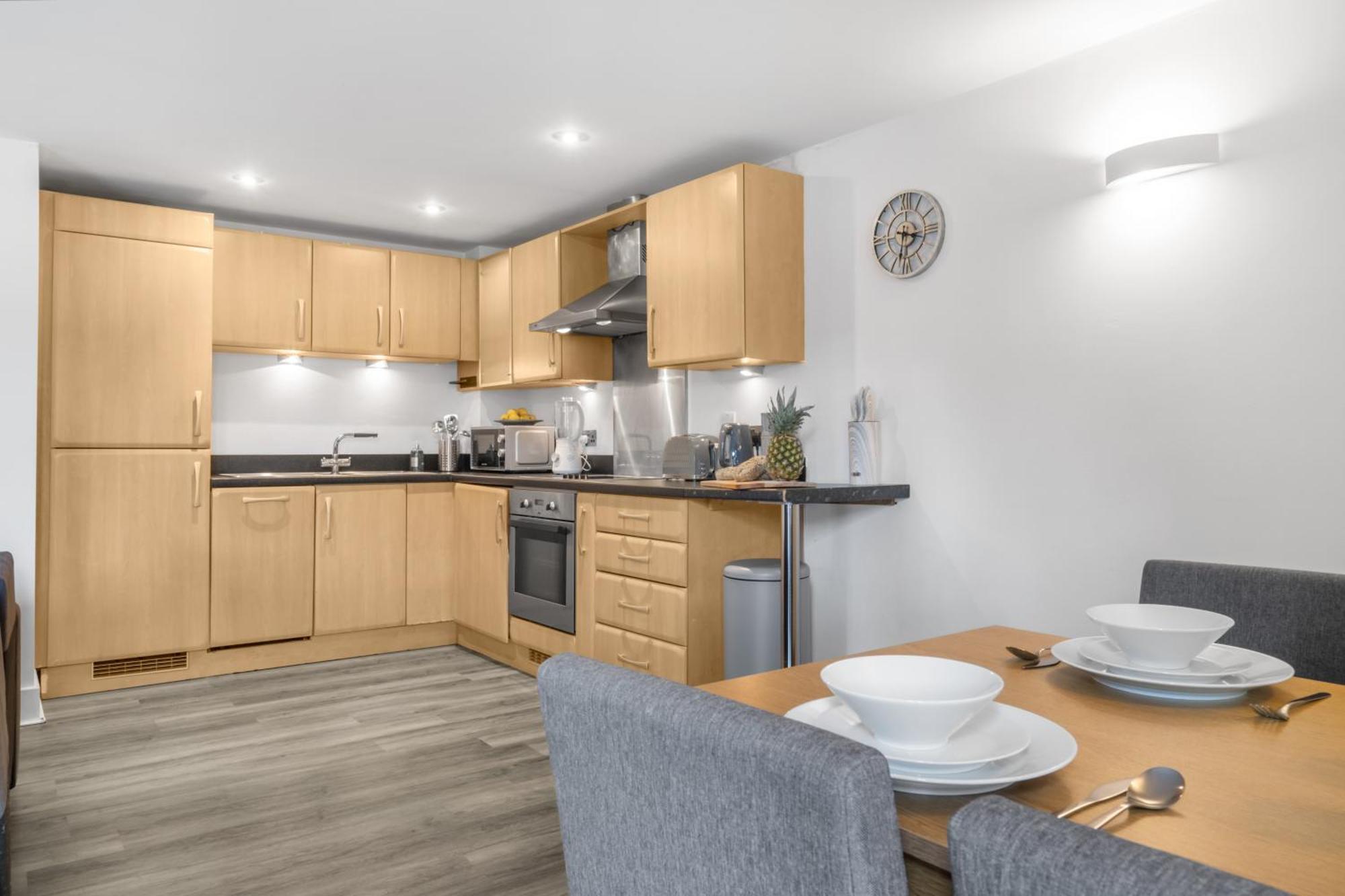 Pluxa Globe - Spacious Apartment In Jq With Parking Birmingham Esterno foto